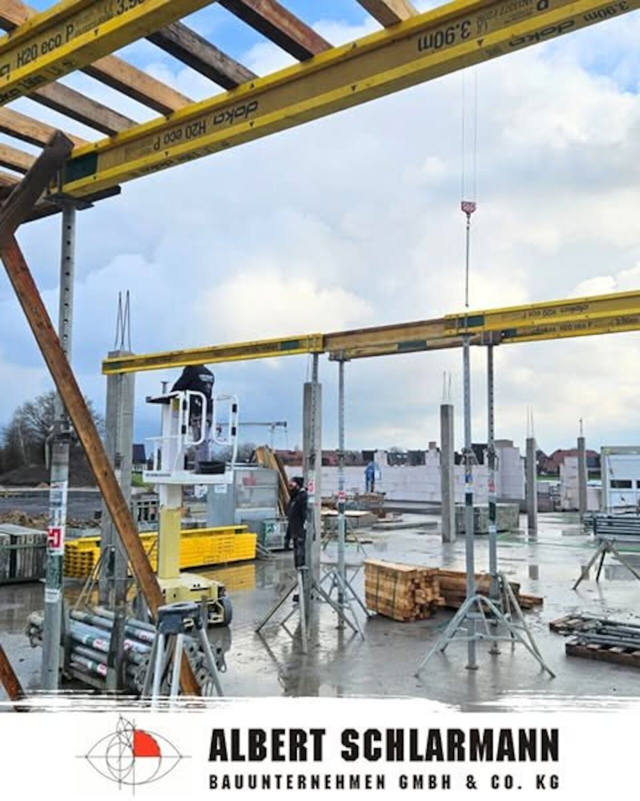 BAUSTELLENUPDATE: Einschalen, Bewehren, Bauen 