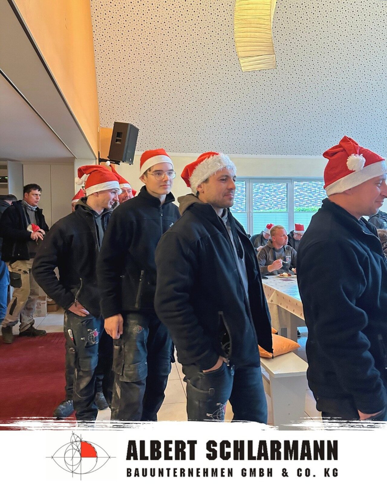 Die Weihnachtszeit ist bei uns offiziell gestartet!  Image 9