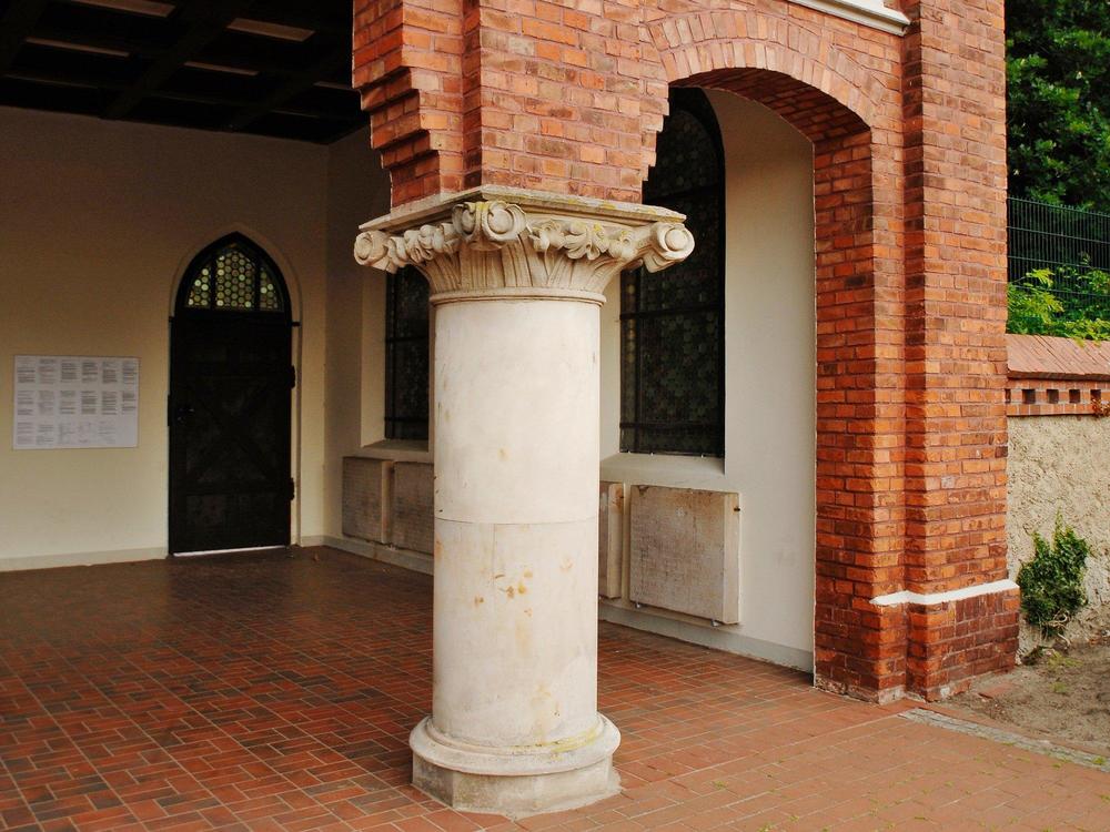 Entry 6 Image 7